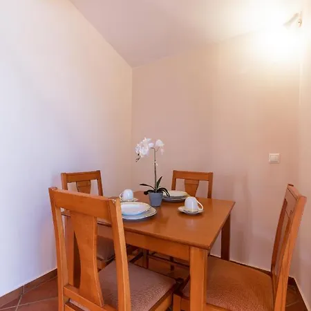 Bisti Ερμιόνη