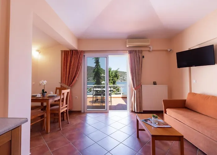 Pensión Bisti Ermioni